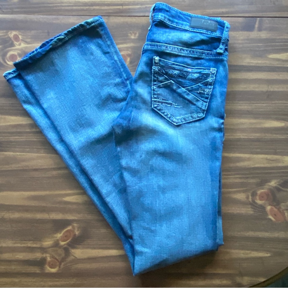 Daytrip Jeans Womens Denim Medium wash Distressed Lynx Bootcut Low Rise Sz 26 X